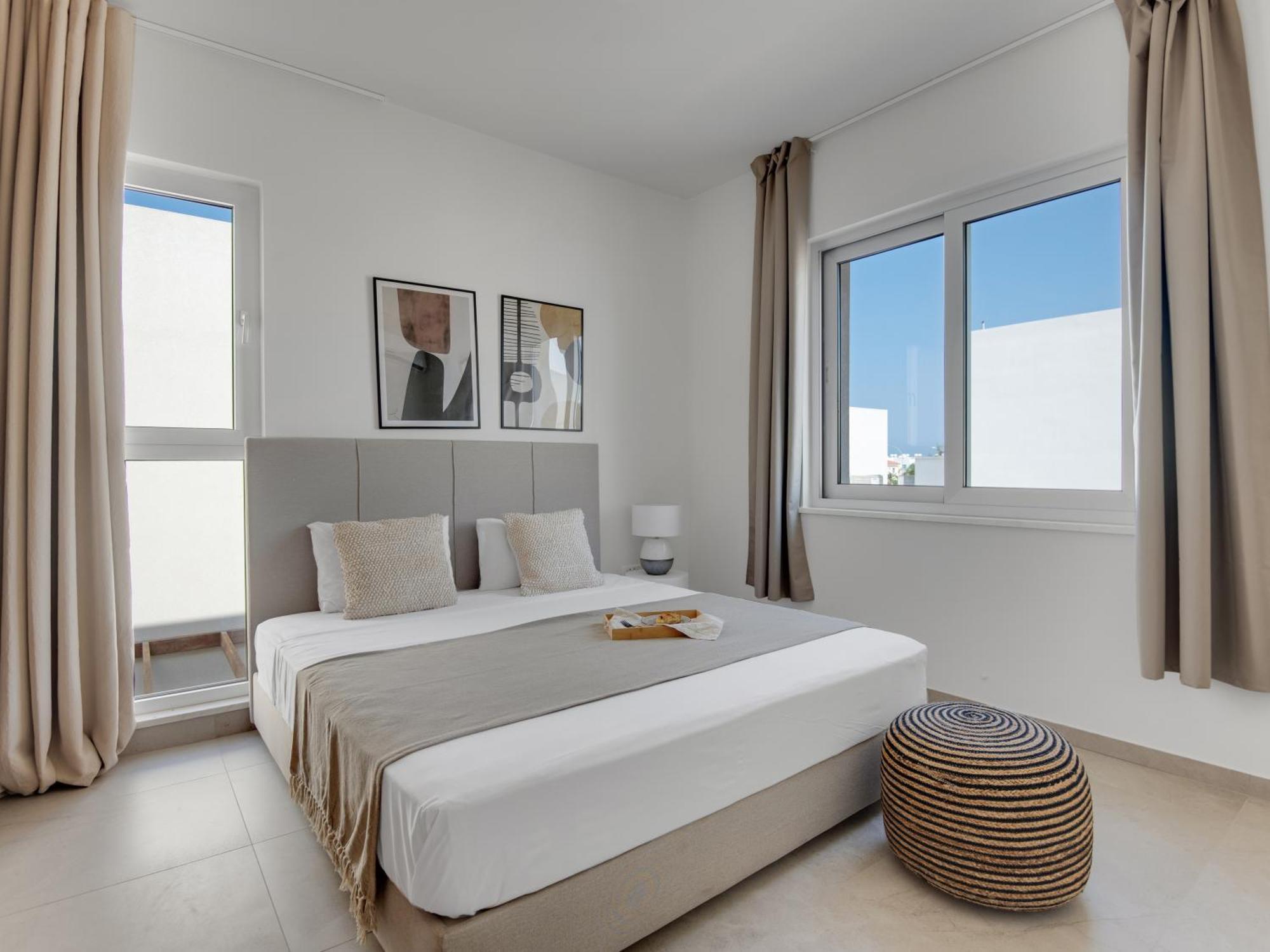 Sanders Mythical Blue Villas Paralimni Exterior photo